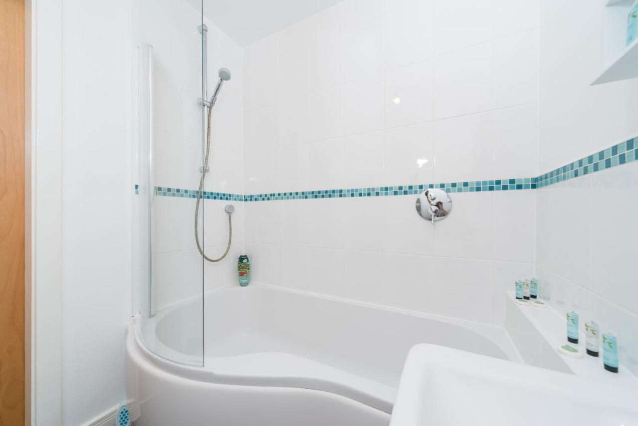 City Centre Posh Parlour Gated Parking 1Bed Wifi Kingston upon Hull Exterior photo